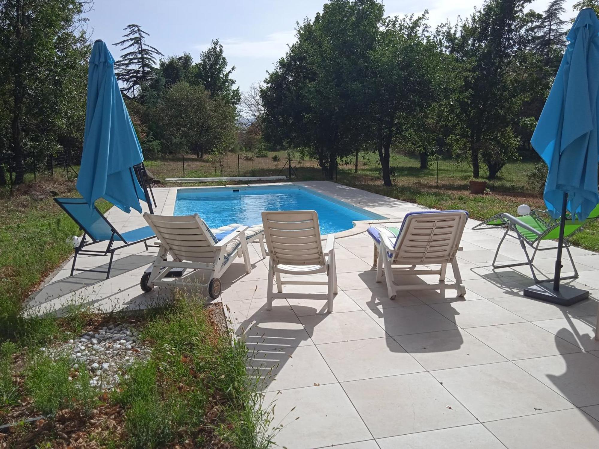 Maison Calme Avec Piscine Entouree De Son Parc Quintenas Luaran gambar