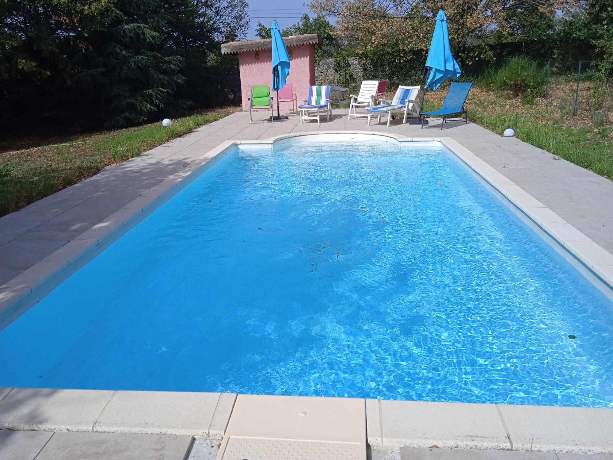 Maison Calme Avec Piscine Entouree De Son Parc Quintenas Luaran gambar